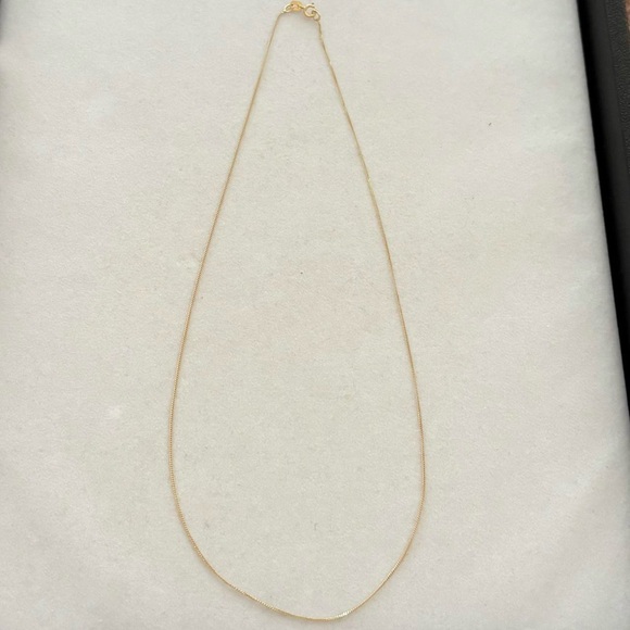 Vintage 10k Solid Gold Yellow Gold 17.25” Dainty Chain Necklace - Picture 2 of 7